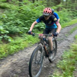 Hello spring It’s muddy MTB race season, that means I need to clear the closet.